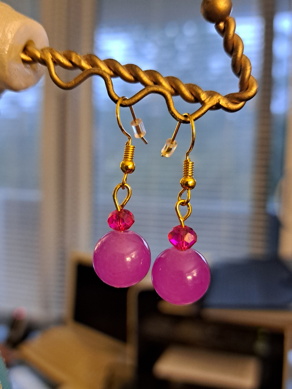 Gold-Plated Pink Bead Drop Earrings - Elegant Women Jewelry